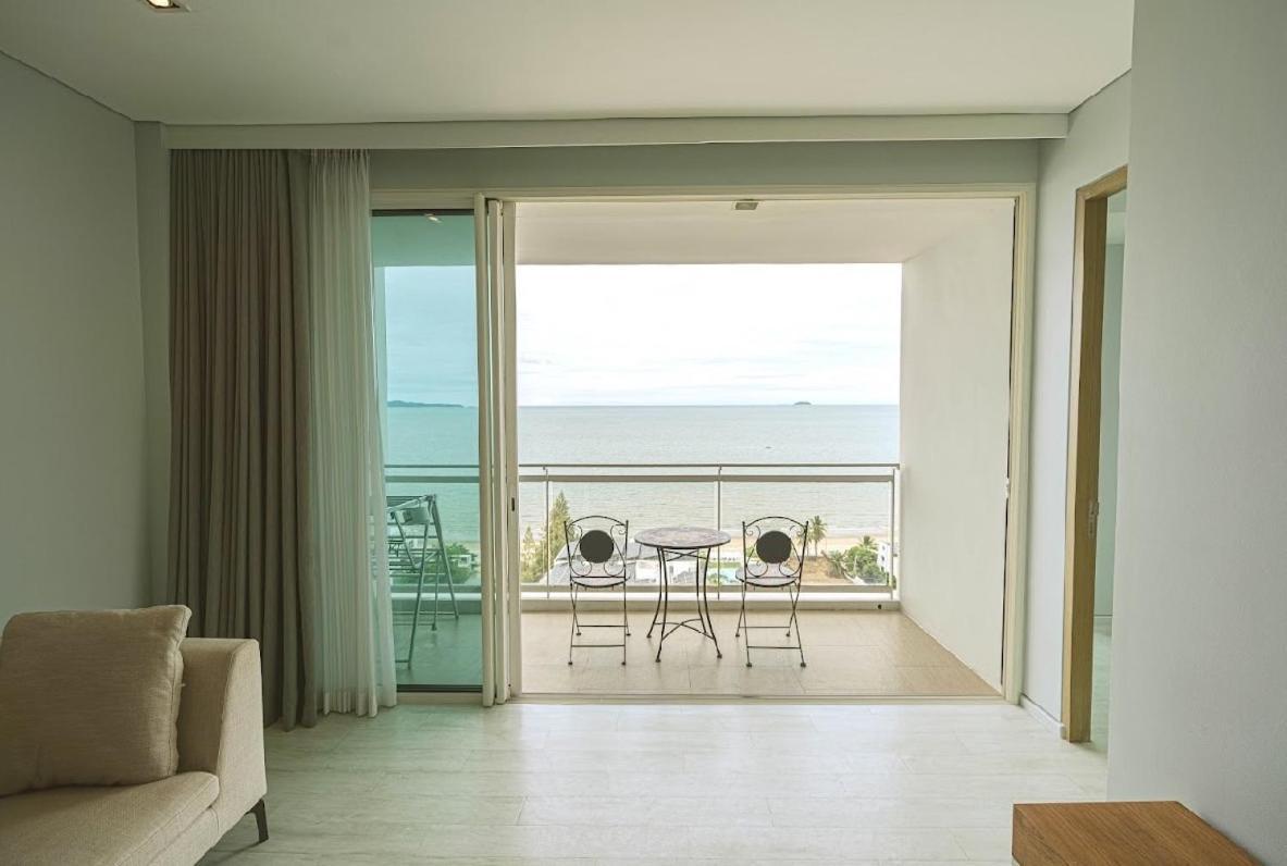 Veranda Residences Pattaya By Phung ジョムティエンビーチ エクステリア 写真